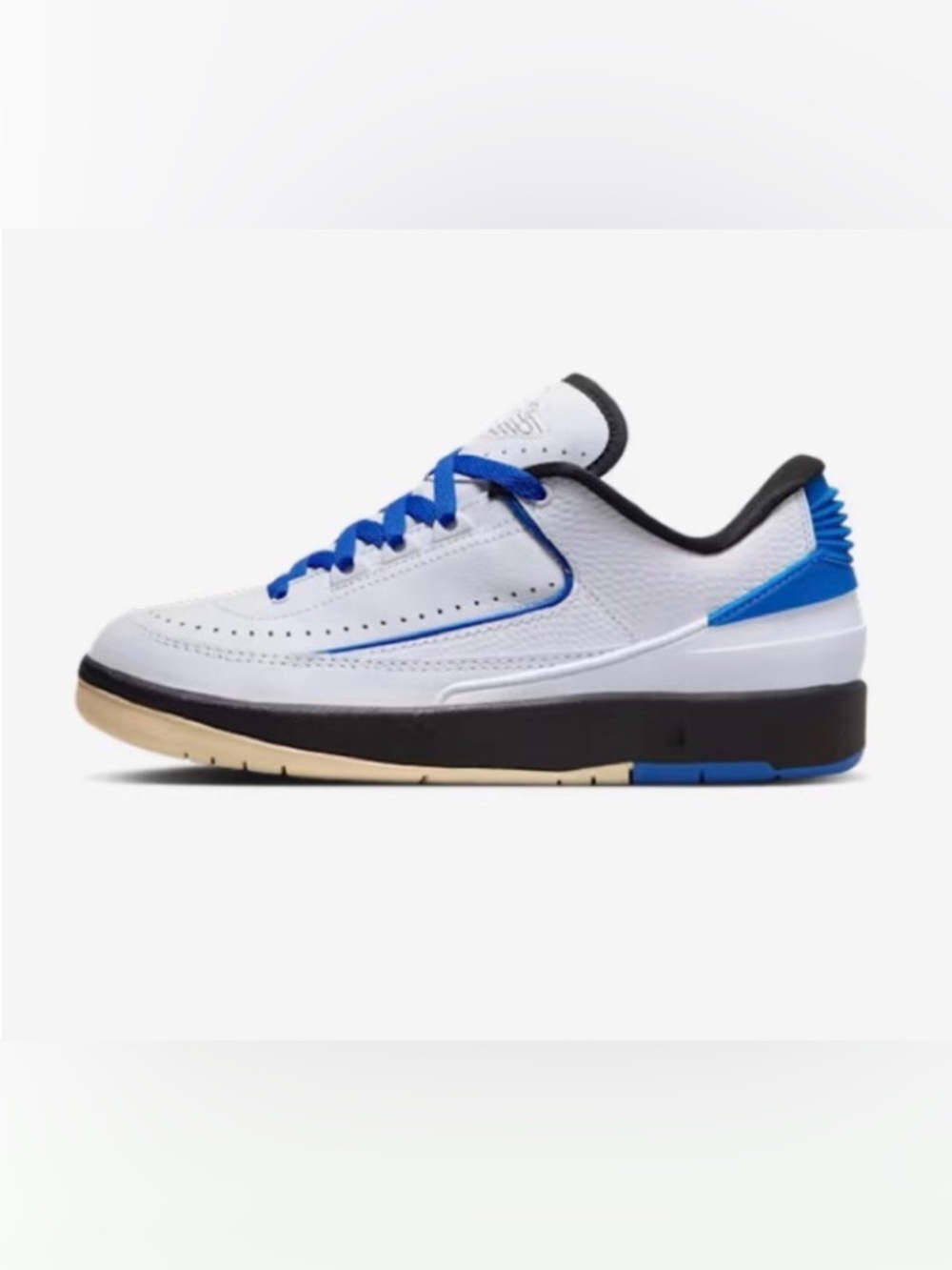 Air Jordan 2 Retro Low
Varsity Royal size 9